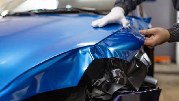 how-to-wrap-your-own-car-like-a-professional