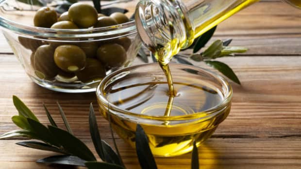 12-health-benefits-of-extra-virgin-olive-oil