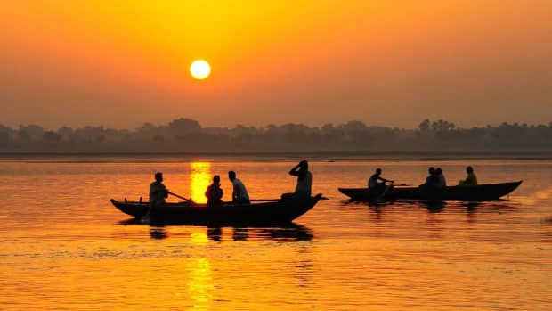 varanasi-the-famous-indian-city-of-the-ganges