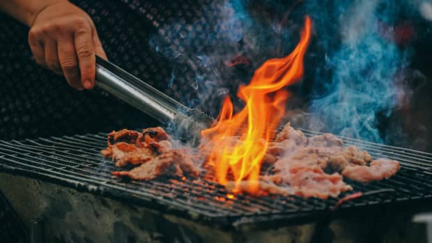 bbq-on-the-menu-bacteria-also-enjoy-it-this-is-how-you-keep-food-safe