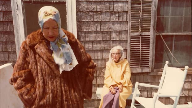 ghosts-squalor-and-love-grey-gardens-1975-review