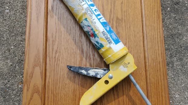 tips-for-caulking-kitchen-cabinets-for-paint