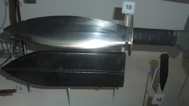 the-smatchet-the-enormous-fighting-knife-of-world-war-ii