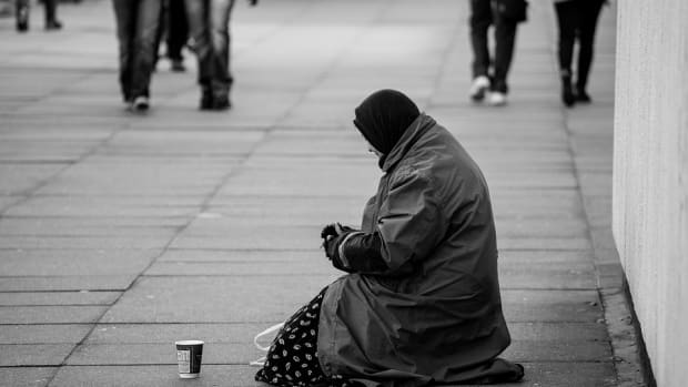 the-begging-in-the-streets