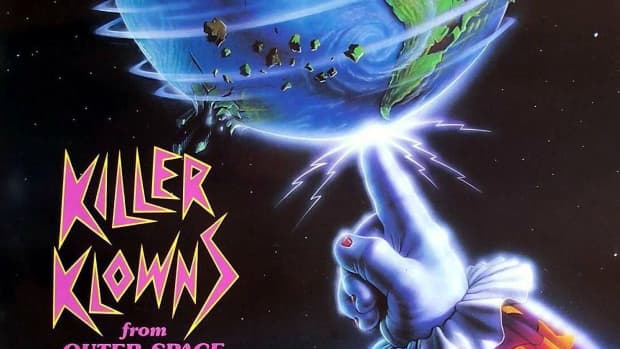 killer-klowns-from-outer-space-will-test-your-faith-in-humanity