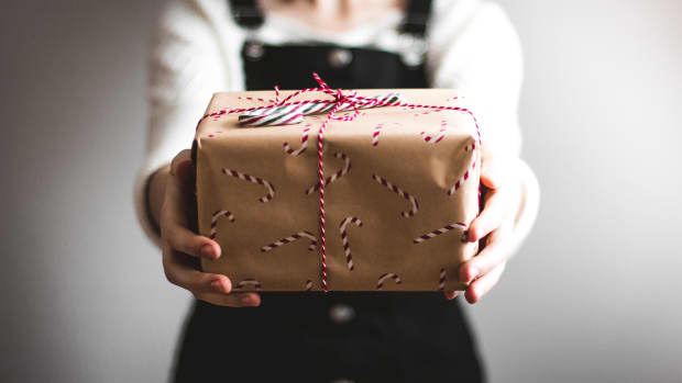 3-questions-to-ask-yourself-before-buying-a-gift-for-someone