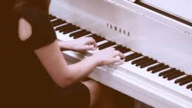 wrist-mounted-finger-piano