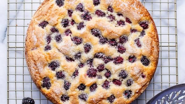 fruit-cake-sugar-coated-fast-recipe