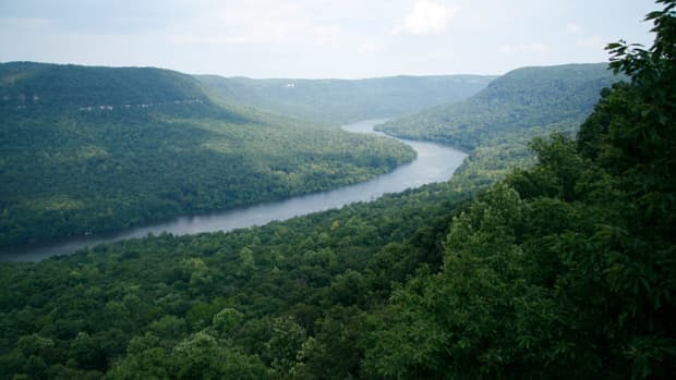 lure-and-beauty-of-tennessee-valley-gorge