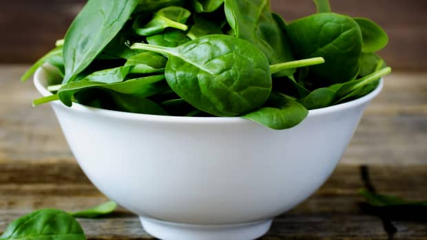 get-more-green-by-eating-the-middle-four-leafy-green-vegetables-in-your-meals