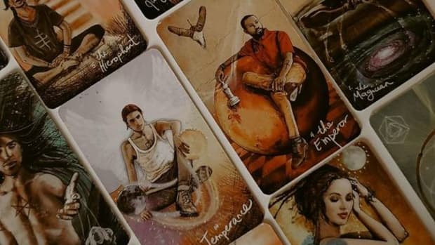 how-to-read-tarot-cards-basics-and-numerology