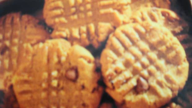 great-aunt-barbaras-peanut-butter-chocolate-cookie-recipe