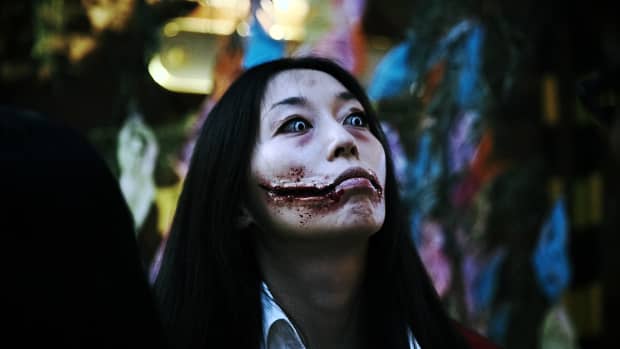 kuchisake-onna-the-legend-of-the-slit-mouthed-woman