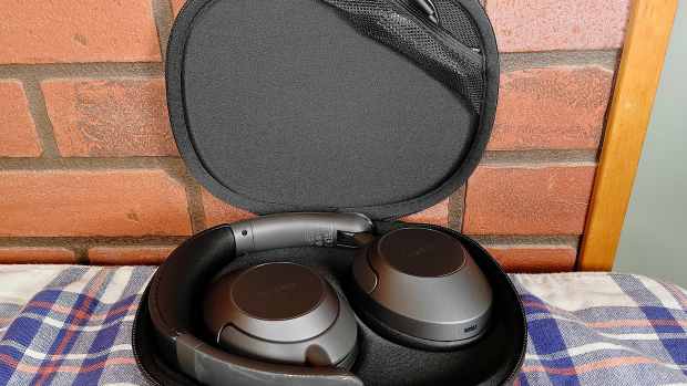 review-of-the-earfun-wave-pro-active-noise-cancelling-headphones
