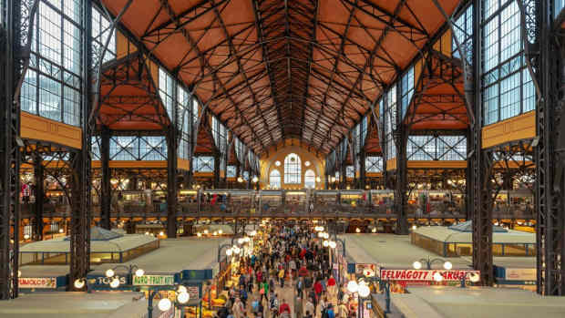 dont-miss-the-local-markets-in-budapest