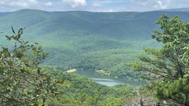 virginia-is-for-lovers-douthat-state-park