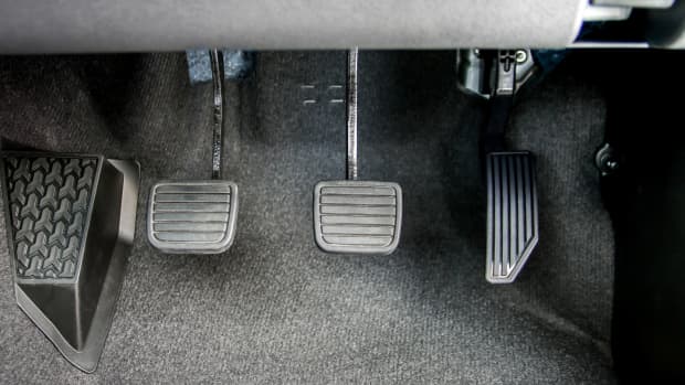 clutch-drag-and-clutch-pedal-adjustment