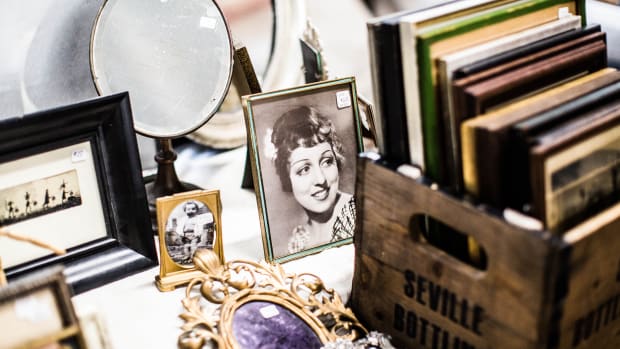 how-to-price-your-items-at-garage-sales-and-flea-markets