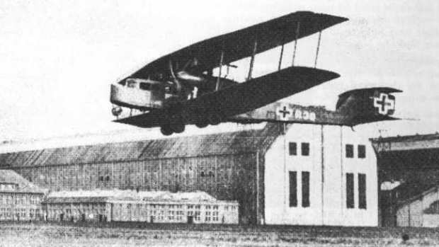 about-world-war-1-germanys-giant-strategic-bomber