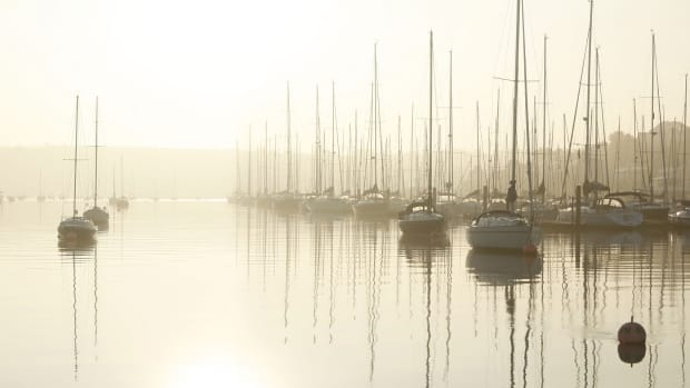 is-living-aboard-a-sailboat-a-good-idea