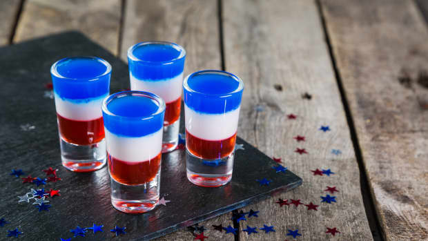 Festive 4th of July Jell-O Shots Are the Perfect Way to Celebrate ...