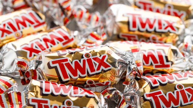 Woman’s Recipe for Homemade ‘Twix’ Bars Is As Good As It Gets ...