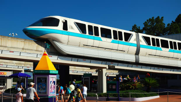 monorail at Disney World