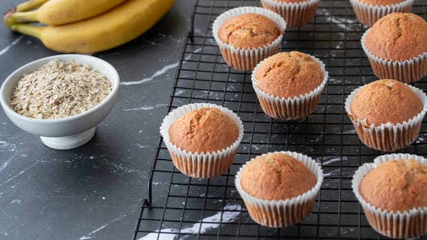 Womans Healthy Breakfast Muffins Looks So Good We Arent Sure Where To Begin Delishably News