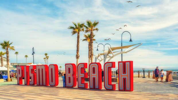 Pismo Beach pier sign in Pismo Beach, California
