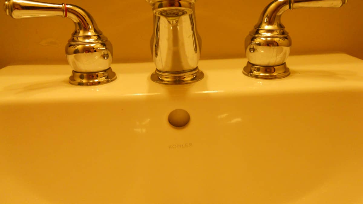 Diy Plumbing How To Fix A Leaking Faucet Dengarden