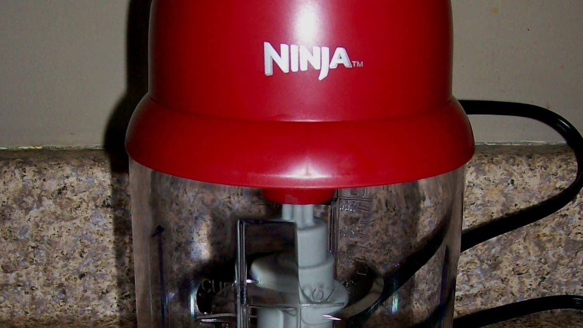 Ninja 9-Cup Professional Plus Food Processor & Reviews