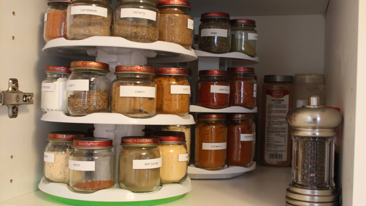 How to Organize Your Spice Cabinet or Drawer - Delishably