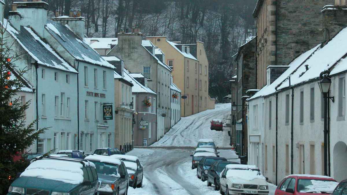 Emergency Strategy to Keep Warm in Winter and Cool in Summer Without  Electricity - Dengarden