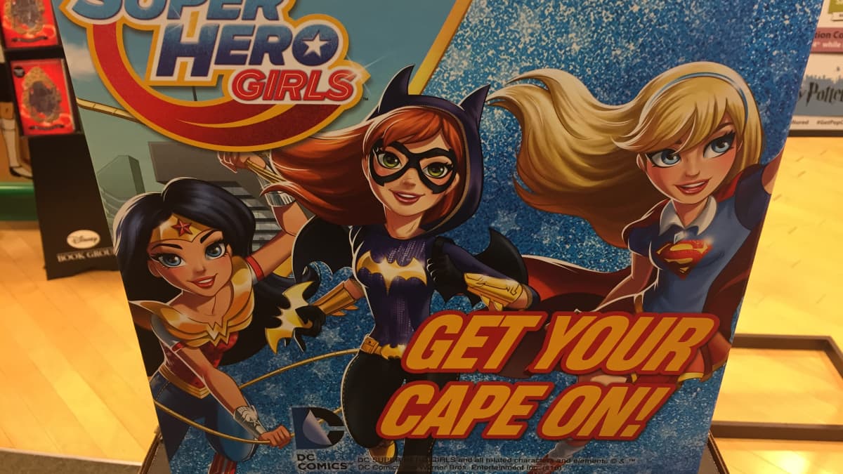 Celebrity Worship Cartoon Porn Super Heroes - 6 Positive DC Character Role Models for Young Girls - HobbyLark