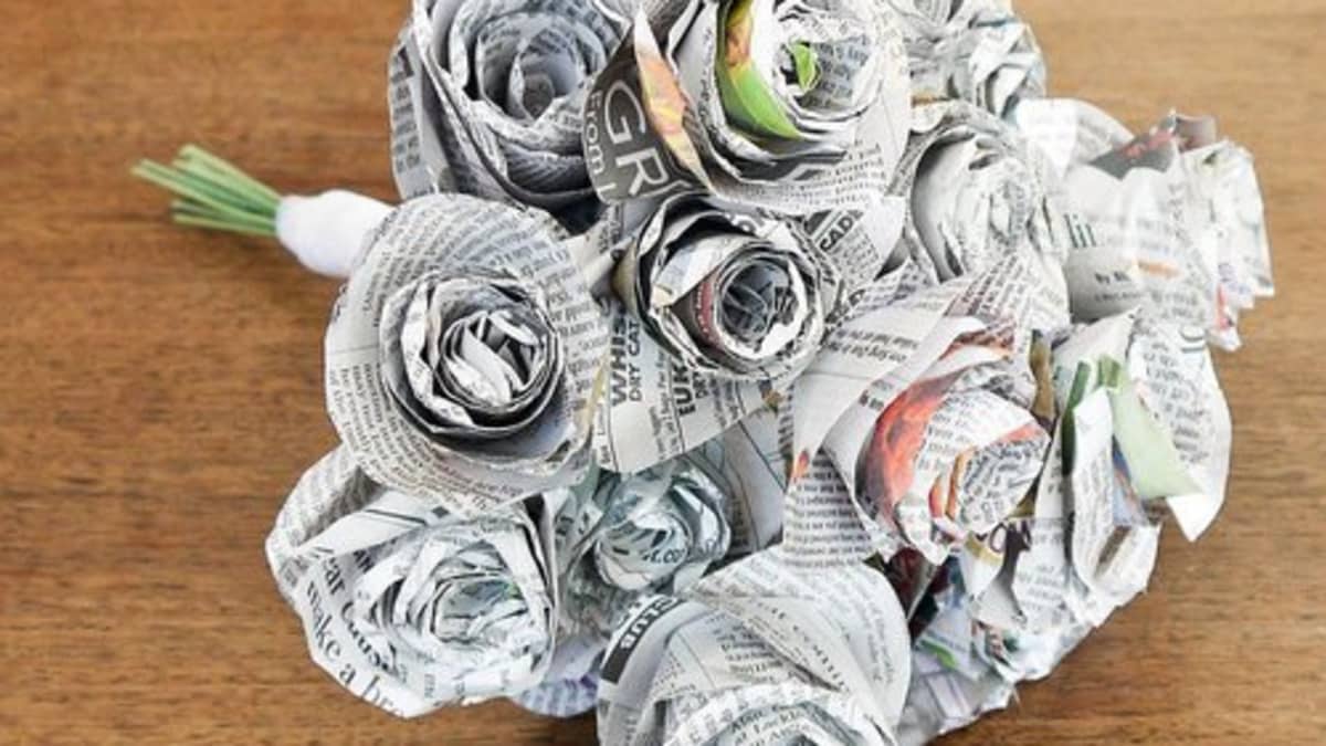 How To Make an Eco Friendly Paper Bag Using Newspaper! 