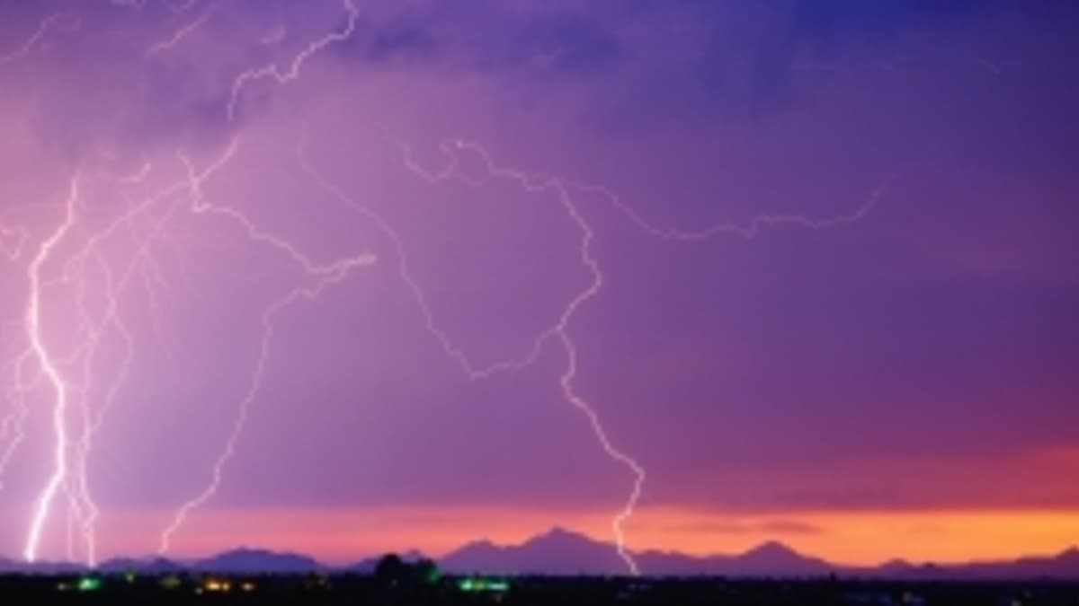 thunderstorm descriptive essay