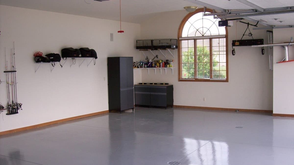 Tips For Applying Garage Wall Paint, Best Color To Paint Your Garage Walls