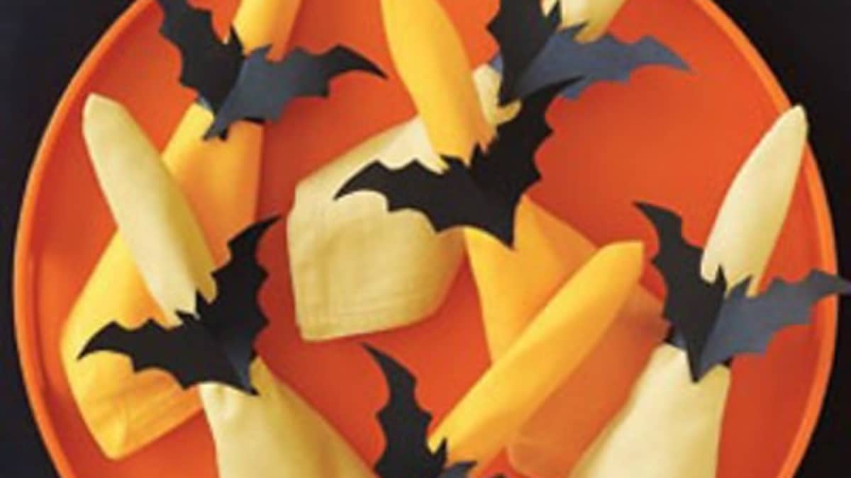 Halloween Crafts For Kids Tutorial Flying Black Bat