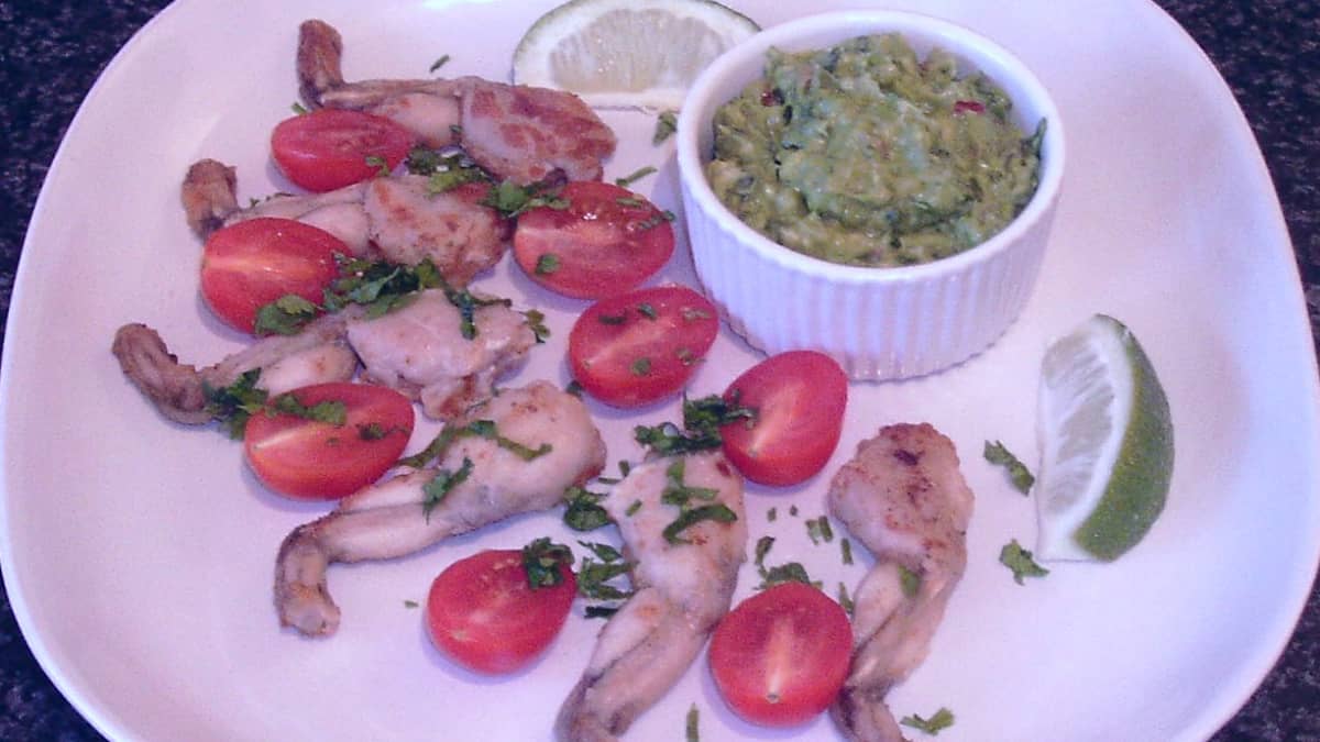 How to Cook Frogs' Legs and Recipes - Delishably