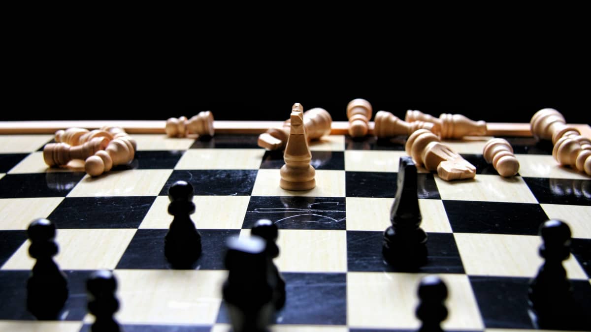 How to Write a JavaScript Chess Engine: How Chess Programs Work See more