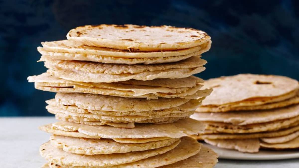 Learn How to Heat Corn Tortillas (The Best Methods)