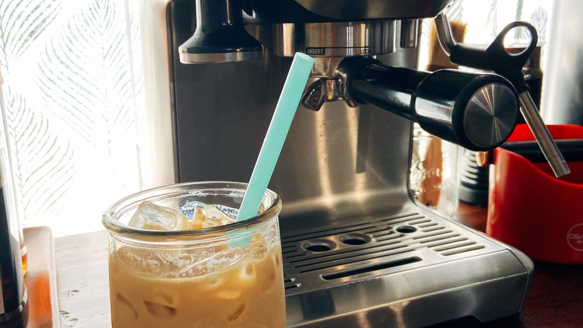 Iced Latte At Home Without A Coffee Machine!, Video published by  Bblancivyy