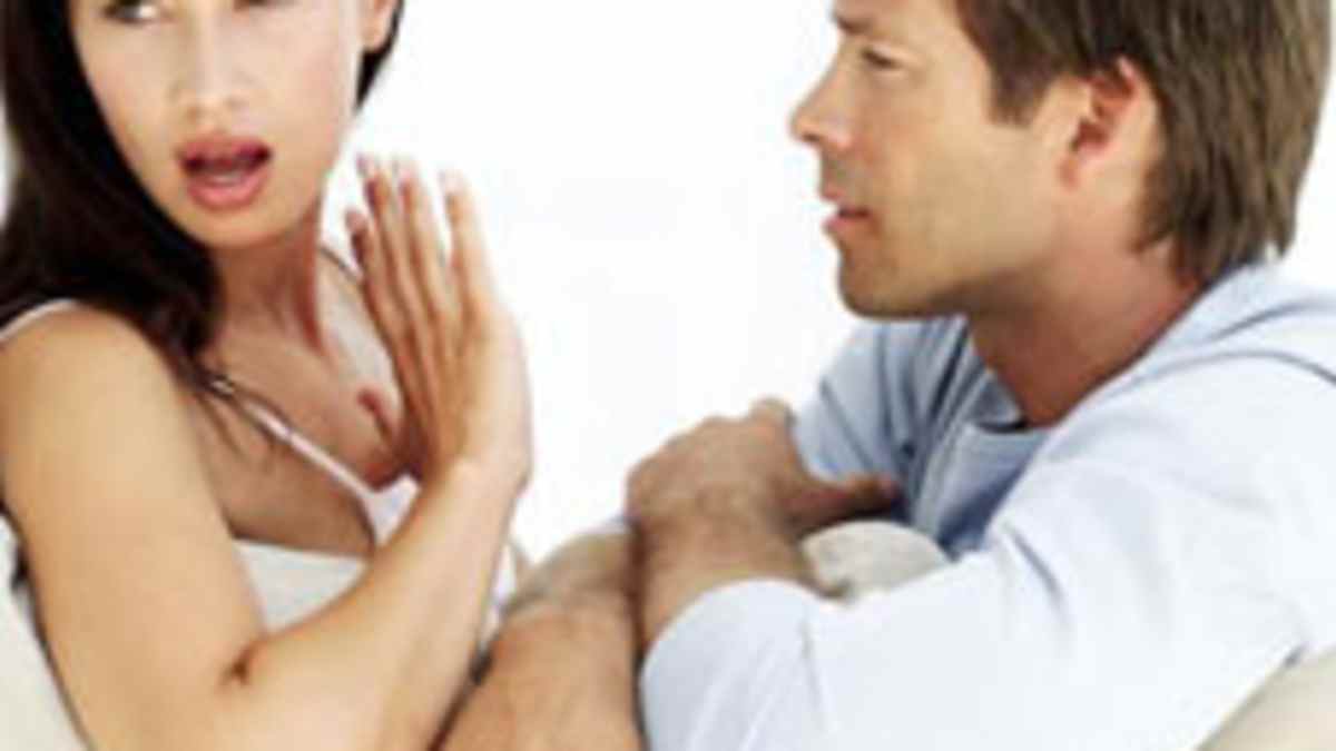 Should You Keep Pictures of Your Ex pic