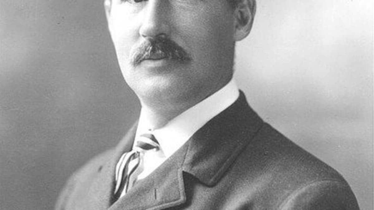 Who Is the Father of American Football? Exploring the Legacy of Walter Camp