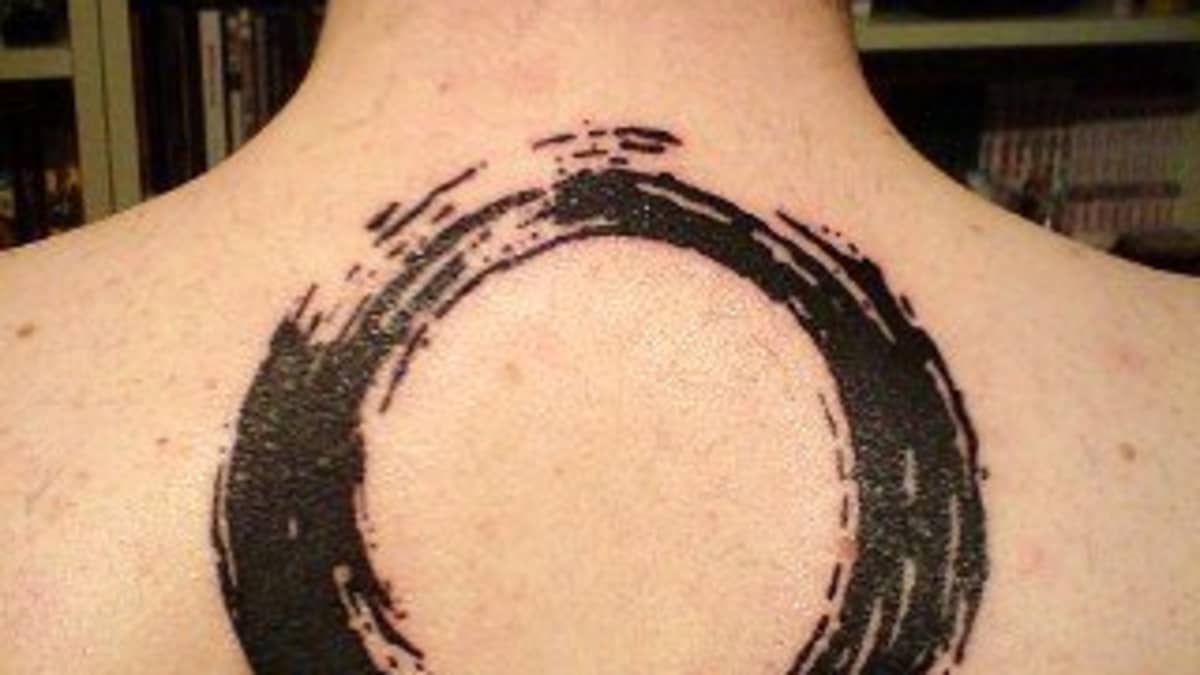 three circles tattoo  Google Search  Circle tattoo Small tattoos Heron  tattoo