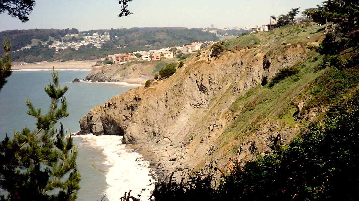 Walking the Ocean Beach Trail in San Francisco (With Photos) - HubPages