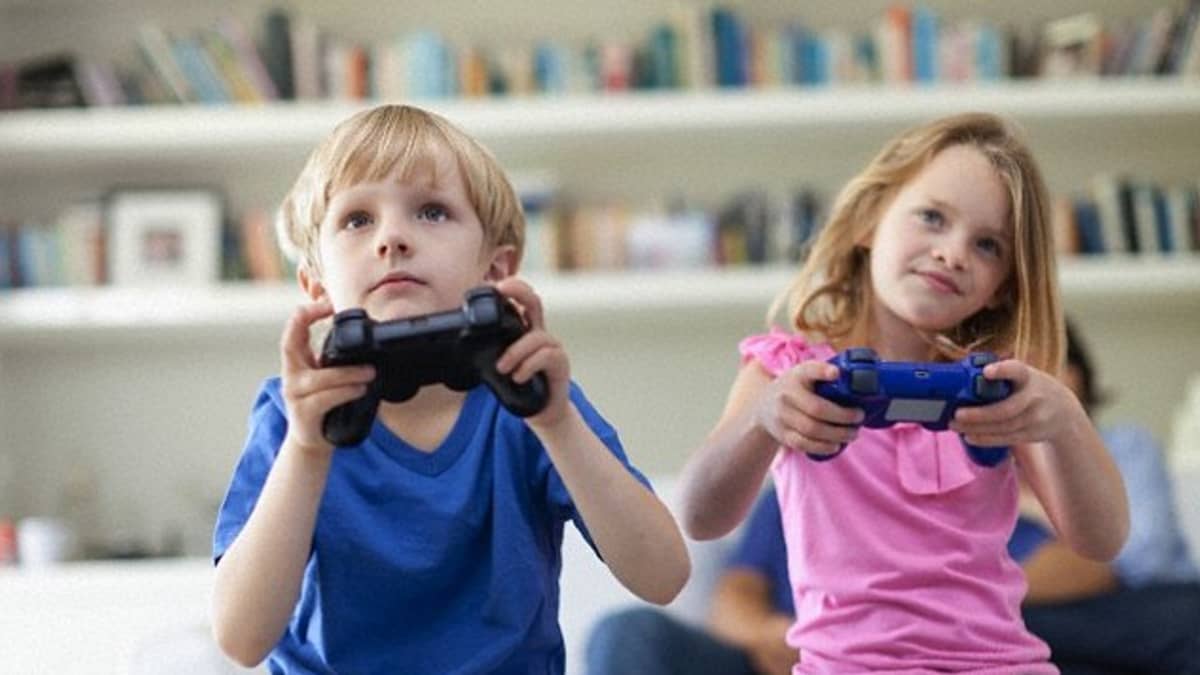 How do hackers target children on video games?