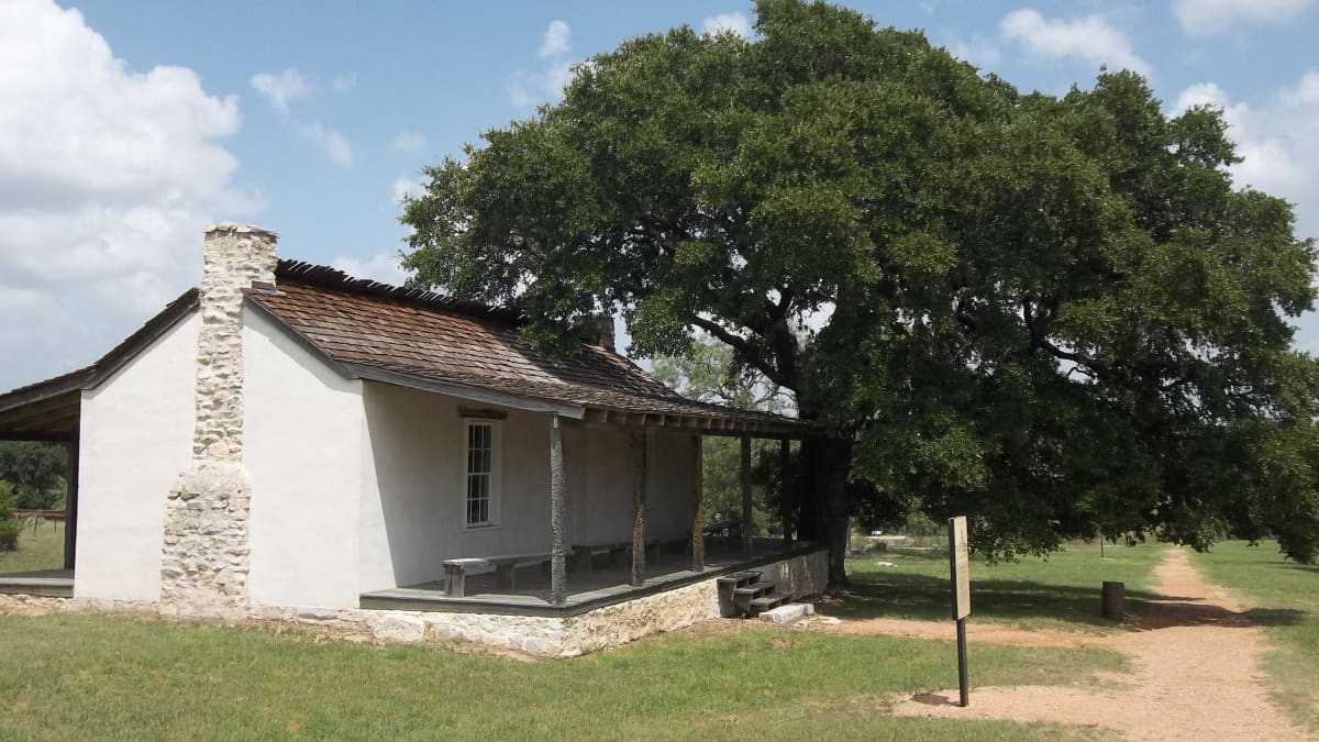 The Frontier Forts of Texas