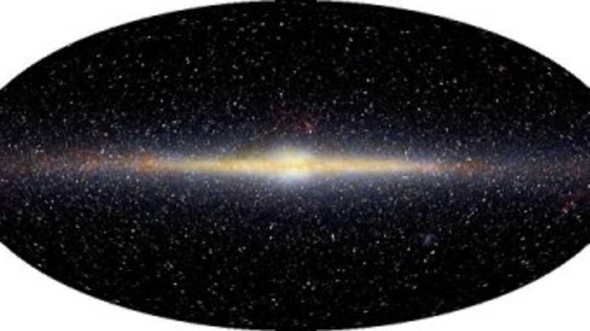 Milky Way gas cloud causes multiple images of distant quasar, image size:1200x675