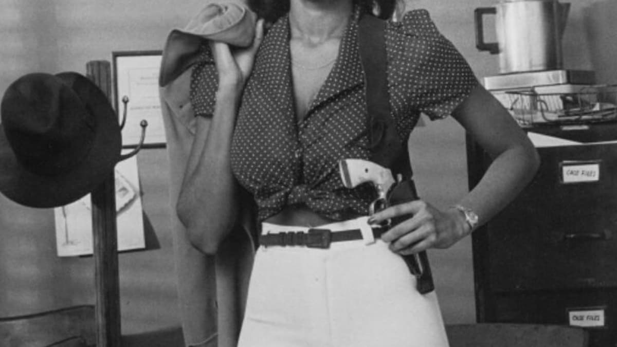 What Ever Happened To Pam Grier The Original Foxy Brown Reelrundown